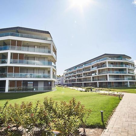 Azur Apartments - Hostaid Siófok Zewnętrze zdjęcie